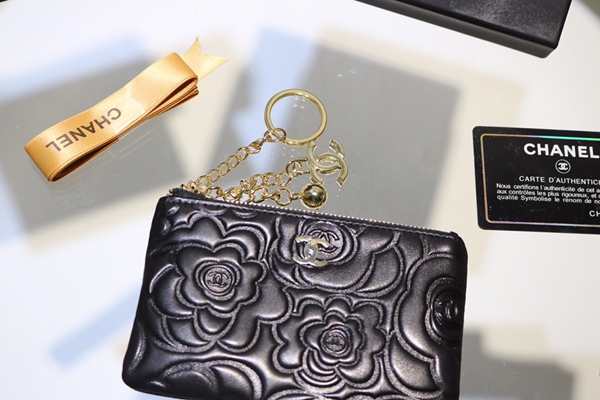 コピーシャネル激安財布側面デザイン